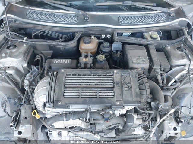 2005 MINI COOPER S WMWRH33545TK56458 Photo 9