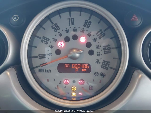 2005 MINI COOPER S WMWRH33545TK56458 Photo 6