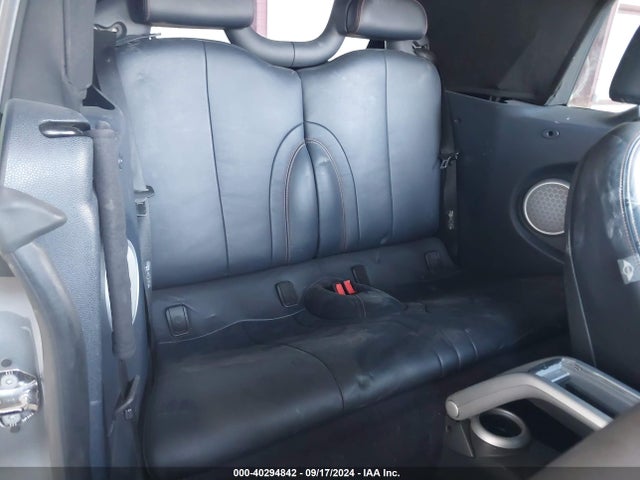 2005 MINI COOPER S WMWRH33545TK56458 Photo 7