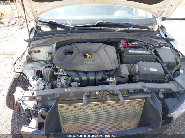 Hyundai ELANTRA GT 2018 KMHH35LE4JU063820 Image 10