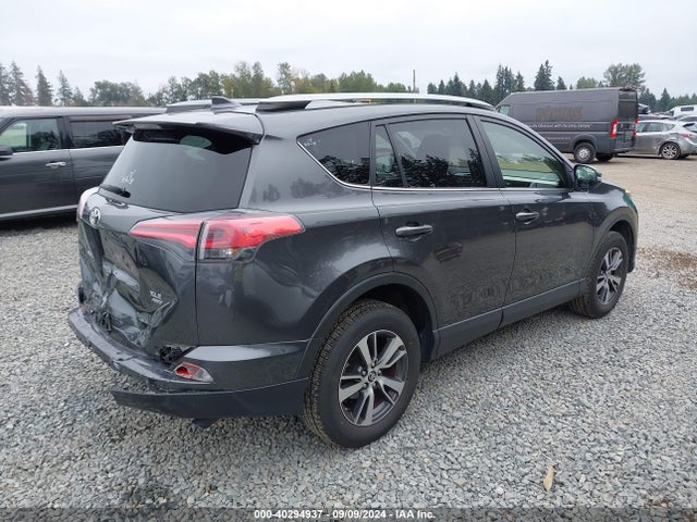Toyota Rav4 Xle 2017 JTMRFREV9HJ170281 Image 4