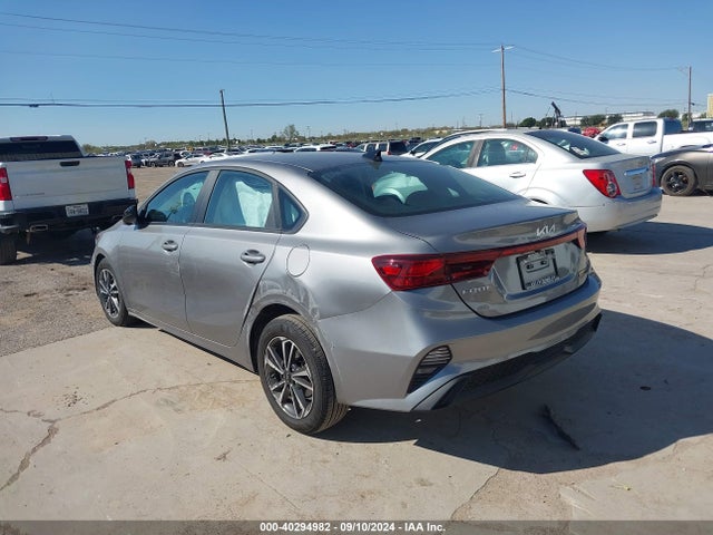 KIA Forte Lxs 2024 3KPF24AD9RE799178 Image 3