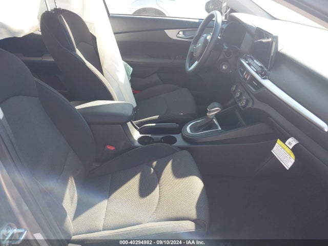 KIA Forte Lxs 2024 3KPF24AD9RE799178 Image 5