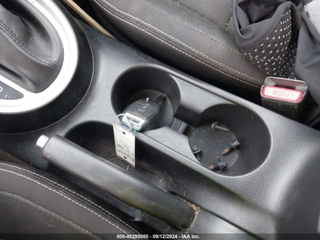 KNDJN2A26G7296581 KIA Soul