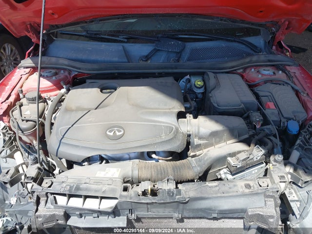 SJKCH5CP7JA048471 Infiniti Qx30 Premium