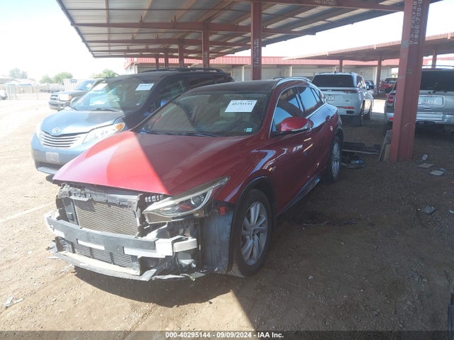 SJKCH5CP7JA048471 Infiniti Qx30 Premium