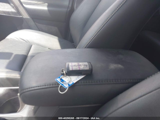 Toyota Rav4 Limited 2015 2T3DFREV2FW275320 Image 11
