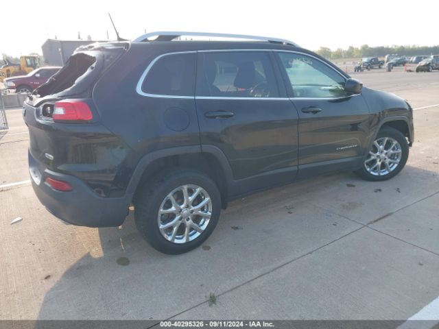 1C4PJLCS3HW643509 Jeep Cherokee Latitude Fwd