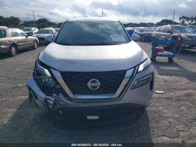 5N1AT3BAXMC829497 Nissan Rogue Sv Fwd
