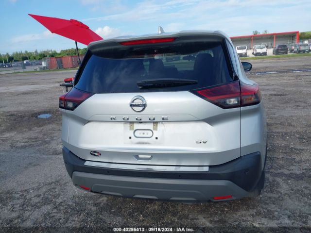 5N1AT3BAXMC829497 Nissan Rogue Sv Fwd