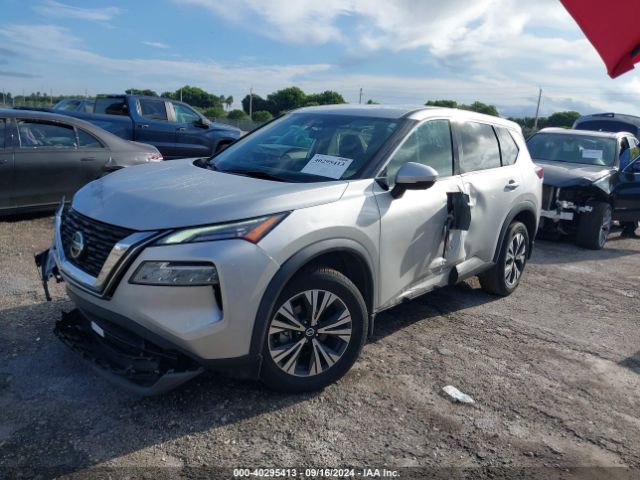 5N1AT3BAXMC829497 Nissan Rogue Sv Fwd