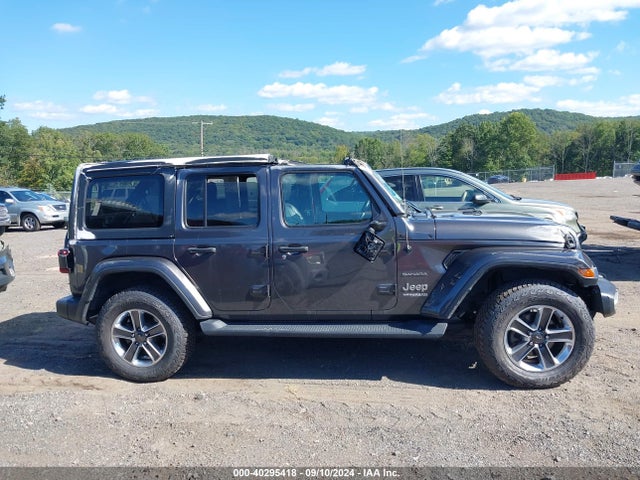 1C4HJXEN0KW690605 Jeep Wrangler Unlimited Sahara 4x4