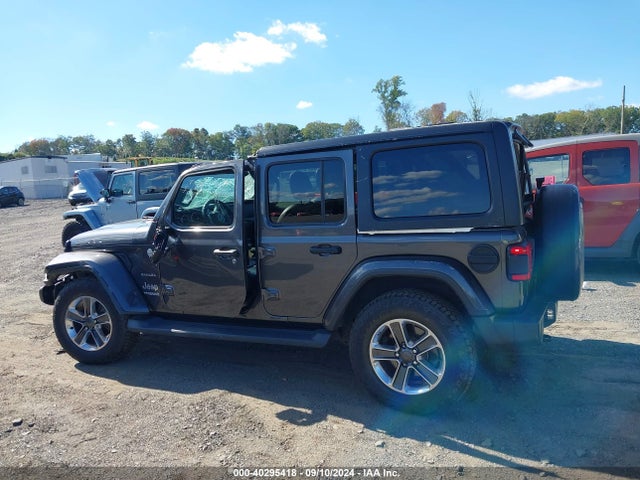 1C4HJXEN0KW690605 Jeep Wrangler Unlimited Sahara 4x4