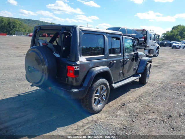 1C4HJXEN0KW690605 Jeep Wrangler Unlimited Sahara 4x4