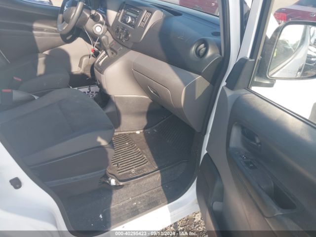 3N6CM0KN7EK695486 Nissan NV200 SV