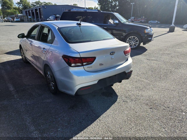 KIA Rio 2018 3KPA24AB2JE086331 Image 3