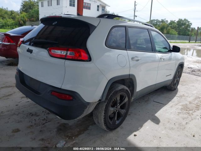 1C4PJLCS5FW781307 Jeep Cherokee Latitude Altitude