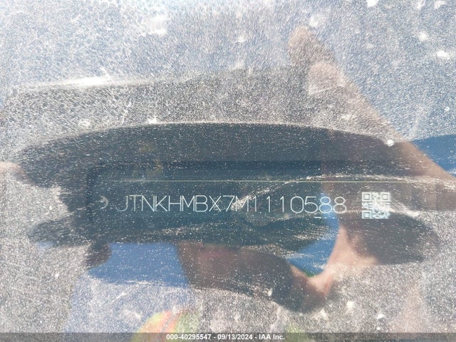 Toyota C-hr Limited 2021 JTNKHMBX7M1110588 Image 9