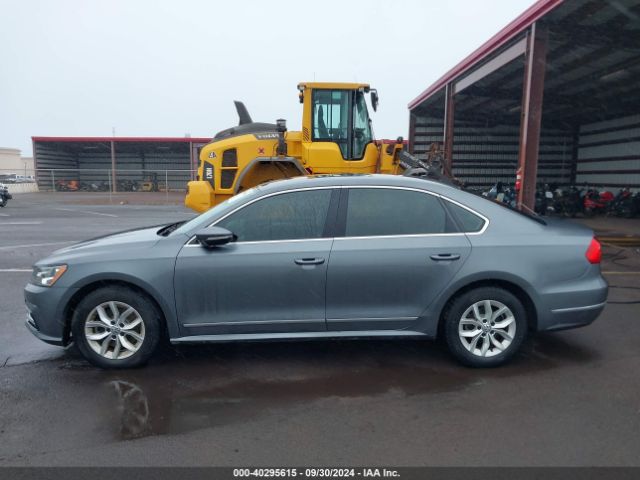 1VWAT7A34GC037636 Volkswagen Passat 1.8t S