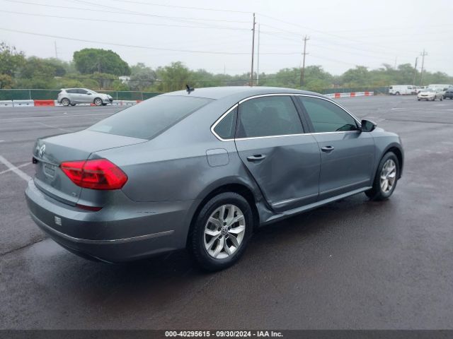 1VWAT7A34GC037636 Volkswagen Passat 1.8t S