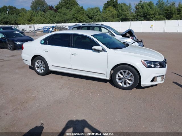 1VWAT7A34GC016527 Volkswagen Passat 1.8t S