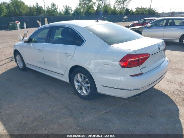 1VWAT7A34GC016527 Volkswagen Passat 1.8t S
