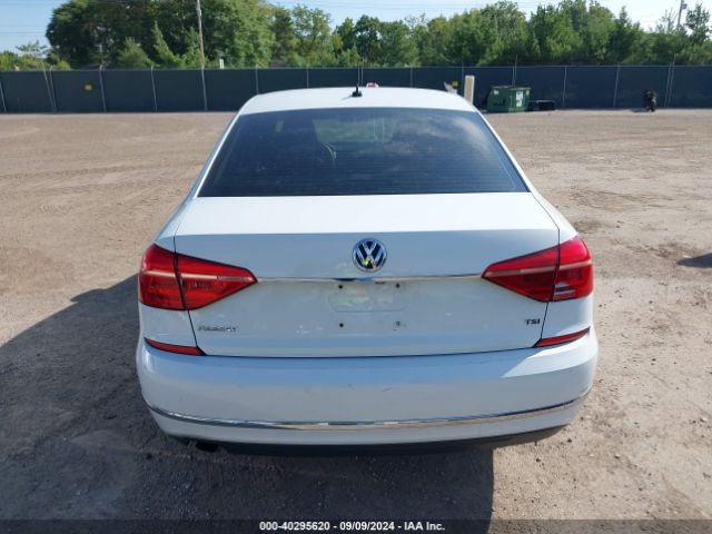 1VWAT7A34GC016527 Volkswagen Passat 1.8t S