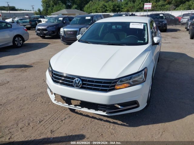 1VWAT7A34GC016527 Volkswagen Passat 1.8t S