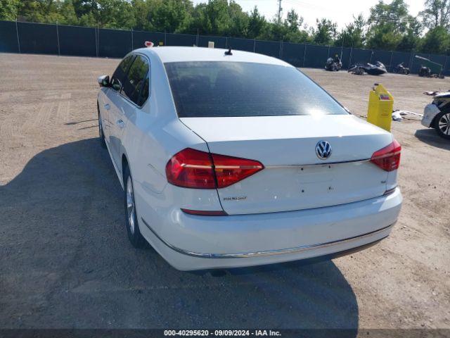 1VWAT7A34GC016527 Volkswagen Passat 1.8t S