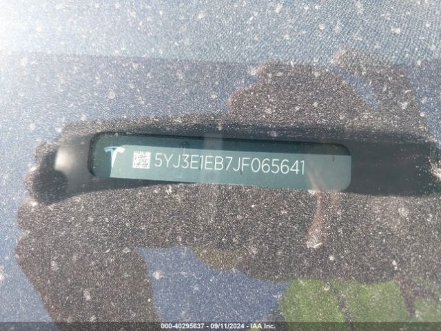 5YJ3E1EB7JF065641 Tesla Model 3 Long Range/performance