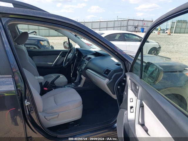 Subaru Forester 2.5i Premium 2015 JF2SJADC7FH539078 Image 5