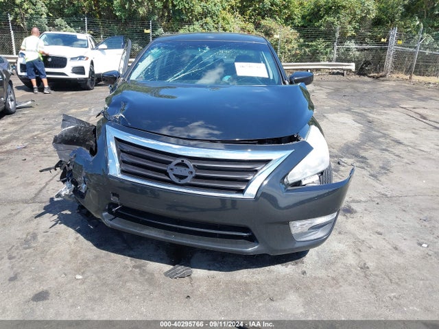 Nissan Altima 2.5 S 2015 1N4AL3AP1FC246478 Image 11