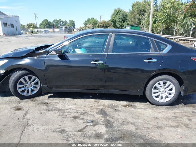 Nissan Altima 2.5 S 2015 1N4AL3AP1FC246478 Image 13