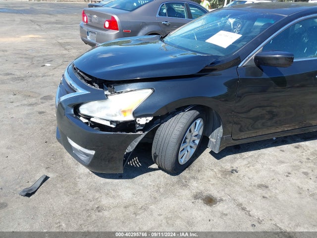Nissan Altima 2.5 S 2015 1N4AL3AP1FC246478 Image 17