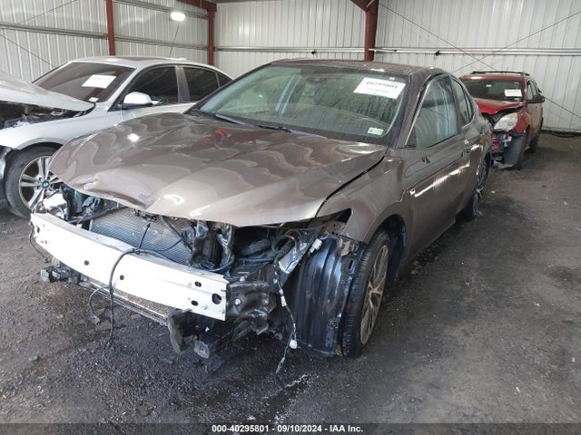 Toyota CAMRY SE 2020 4T1G11AK2LU329762 Image 2