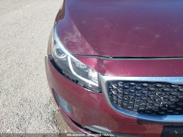 KIA SEDONA LX 2017 KNDMB5C15H6326995 Image 17