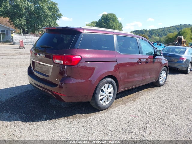 KIA SEDONA LX 2017 KNDMB5C15H6326995 Image 4