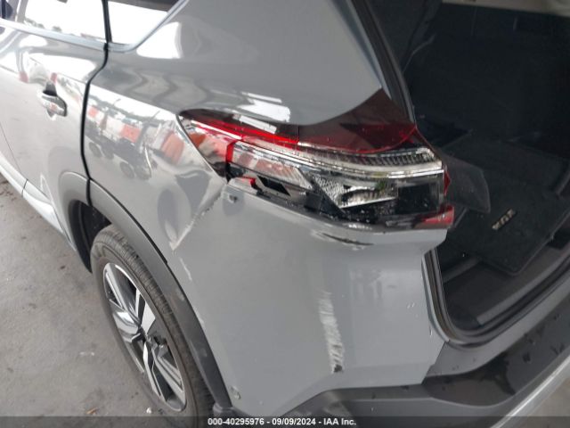 JN8BT3DC4PW100734 Nissan Rogue Platinum Fwd