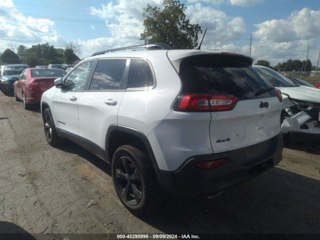1C4PJMCS5FW714504 Jeep Cherokee Latitude Altitude