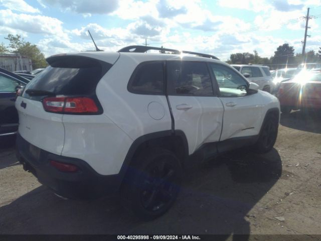 1C4PJMCS5FW714504 Jeep Cherokee Latitude Altitude