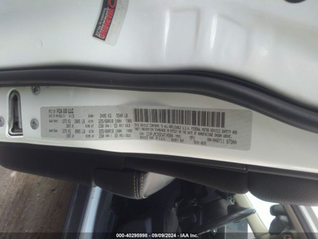 1C4PJMCS5FW714504 Jeep Cherokee Latitude Altitude
