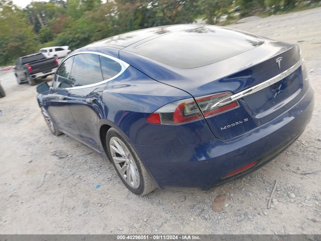 2017 TESLA MODEL S 5YJSA1E29HF217257 Photo 2