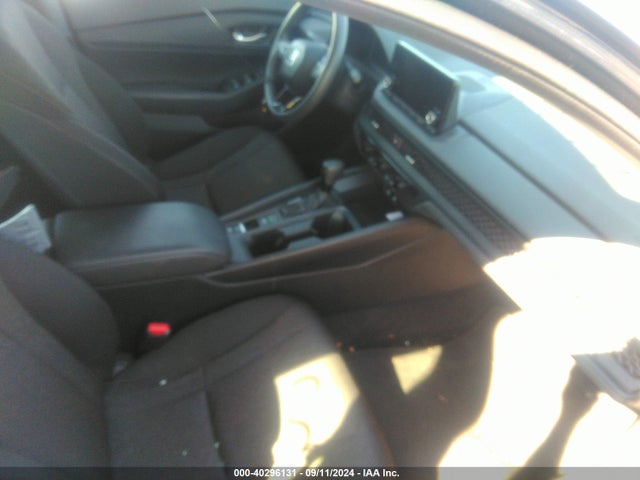 Honda ACCORD EX 2024 1HGCY1F37RA017190 Image 5