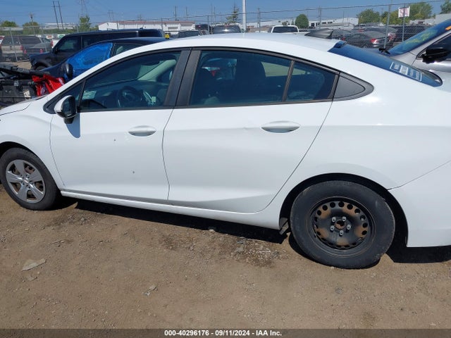 Chevrolet Cruze Ls Manual 2017 1G1BB5SM5H7149340 Image 15