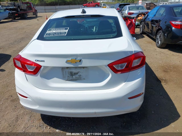 Chevrolet Cruze Ls Manual 2017 1G1BB5SM5H7149340 Image 17