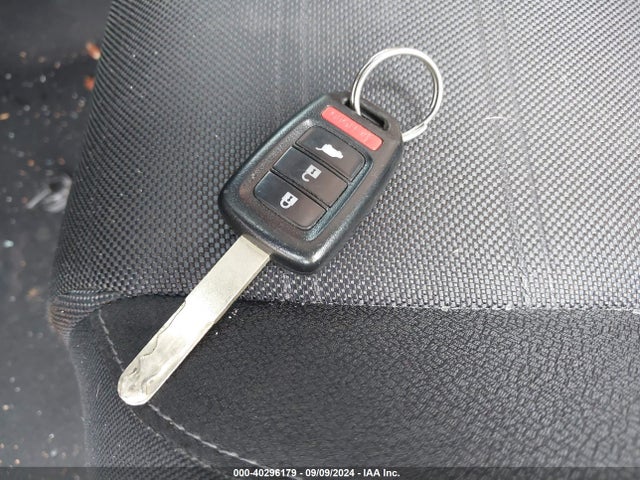 Honda CR-V LX 2019 2HKRW5H38KH400489 Image 11