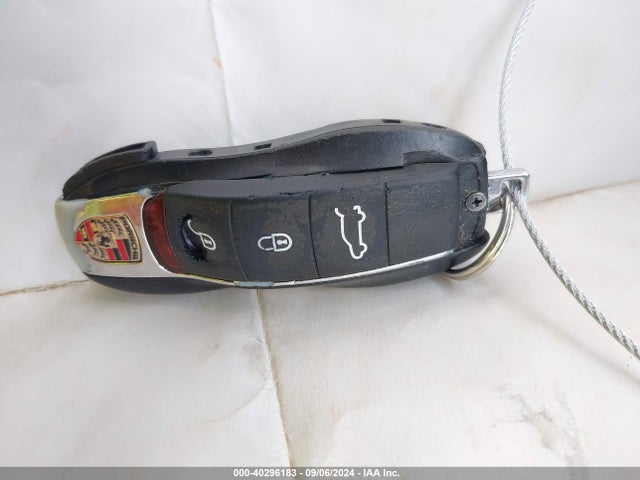 2011 PORSCHE CAYENNE WP1AB2A24BLA48711 Photo 10