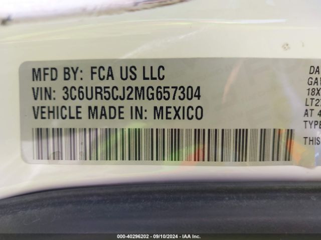 3C6UR5CJ2MG657304 RAM 2500 Tradesman  4x4 6'4 Box