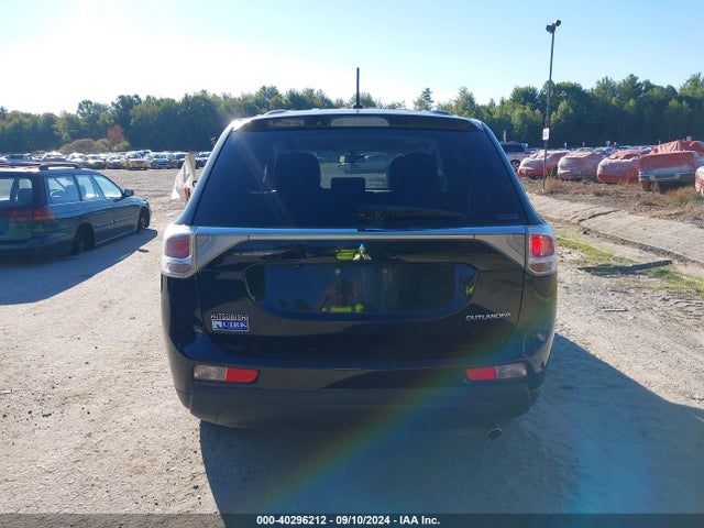 Mitsubishi Outlander Se 2014 JA4AZ3A33EZ003301 Image 15