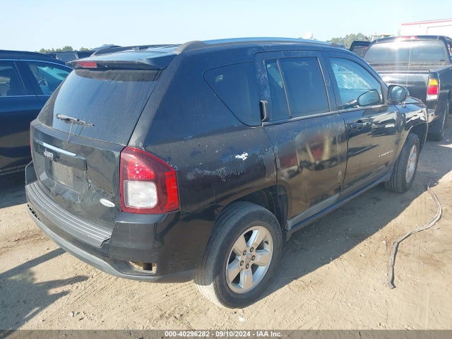1C4NJCEA9ED529517 Jeep Compass Latitude